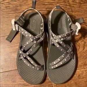 Chacos size 5 girls shoes